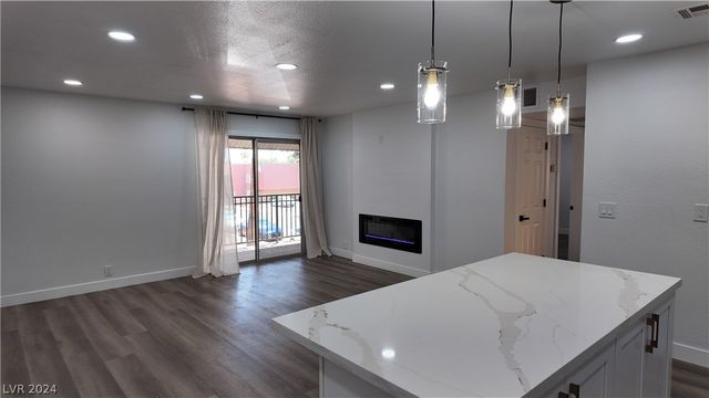 5170 River Glen Drive 244, Las Vegas, NV 89103