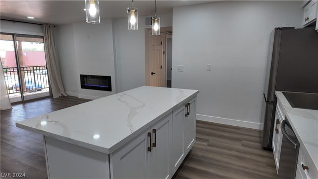 5170 River Glen Drive 244, Las Vegas, NV 89103