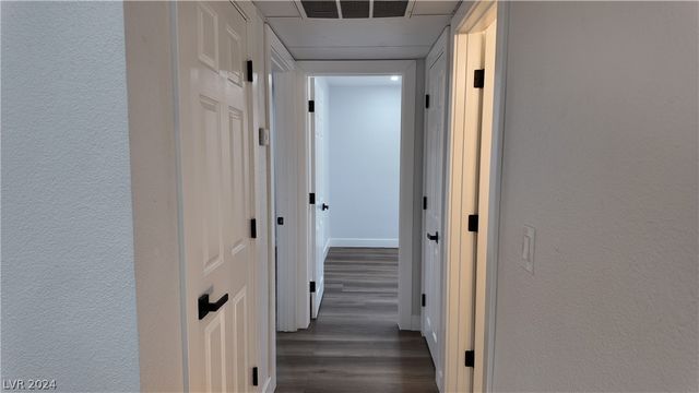 5170 River Glen Drive 244, Las Vegas, NV 89103