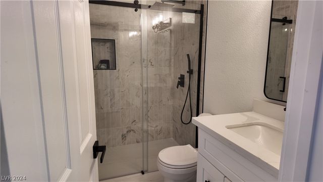 5170 River Glen Drive 244, Las Vegas, NV 89103