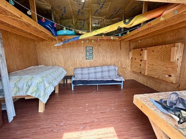 5641 Lakeside Drive, Gladwin, MI 48624