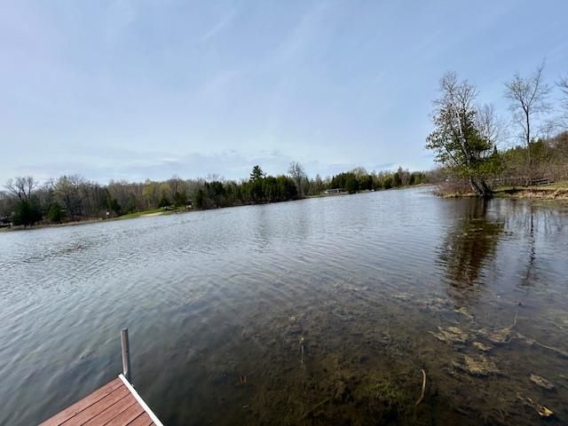 5641 Lakeside Drive, Gladwin, MI 48624
