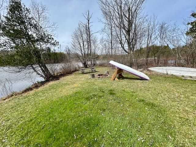 5641 Lakeside Drive, Gladwin, MI 48624
