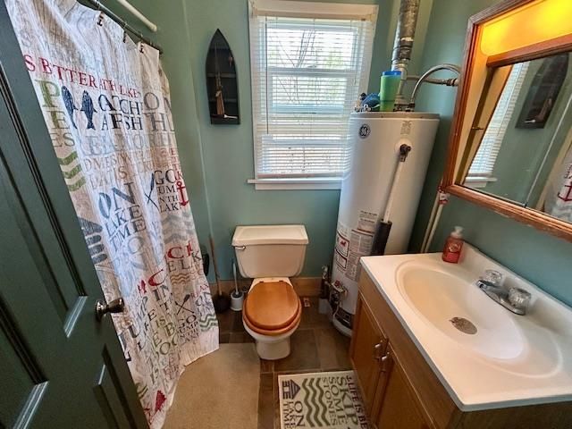 5641 Lakeside Drive, Gladwin, MI 48624