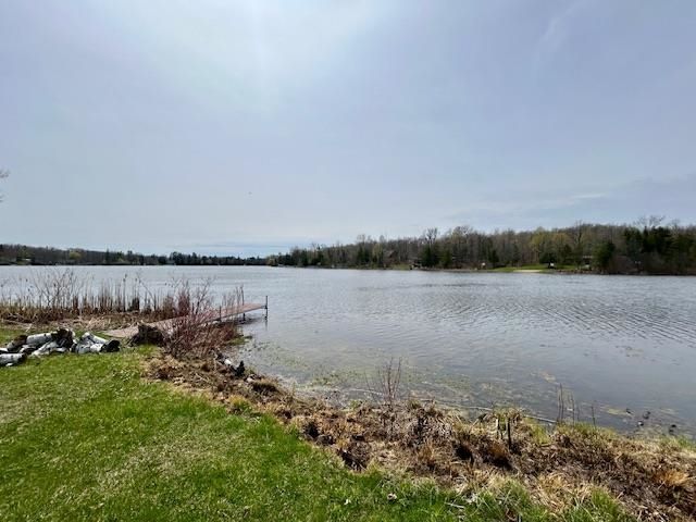 5641 Lakeside Drive, Gladwin, MI 48624