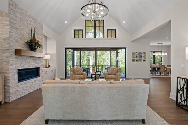 221 Lookout Crest Lane, Lookout Mountain, GA 30750