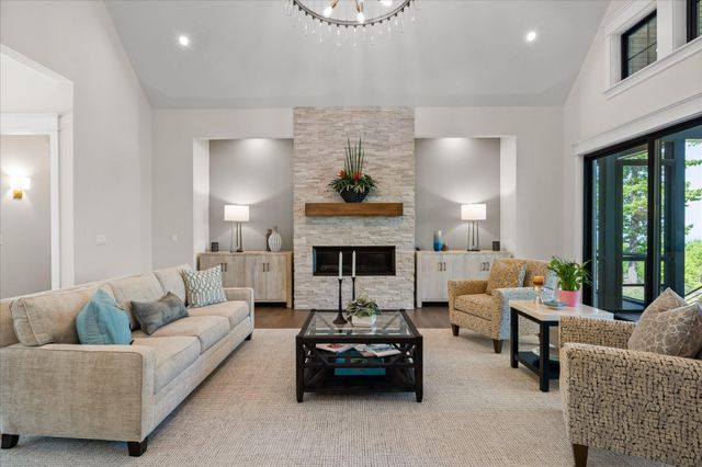 221 Lookout Crest Lane, Lookout Mountain, GA 30750