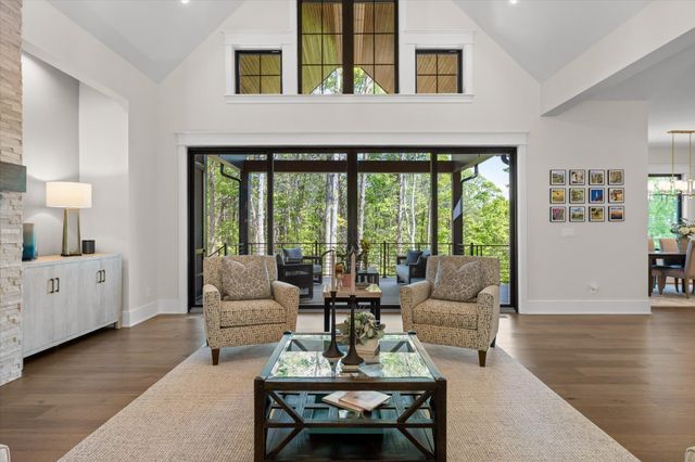 221 Lookout Crest Lane, Lookout Mountain, GA 30750