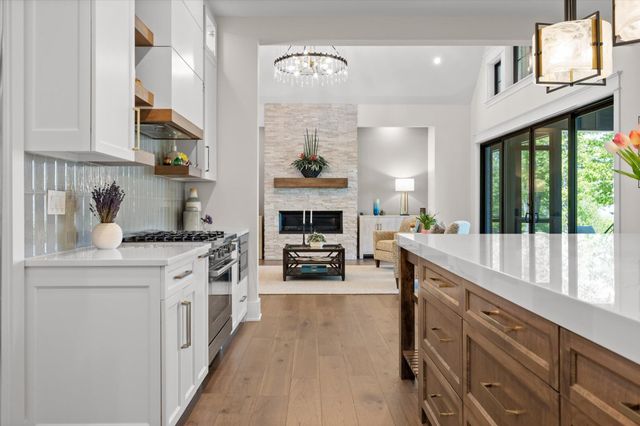 221 Lookout Crest Lane, Lookout Mountain, GA 30750