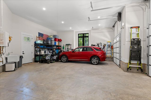 221 Lookout Crest Lane, Lookout Mountain, GA 30750