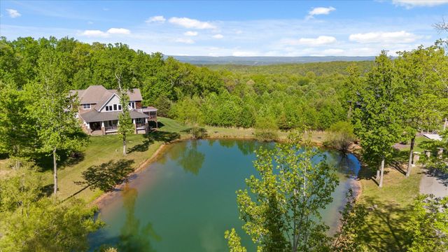 221 Lookout Crest Lane, Lookout Mountain, GA 30750