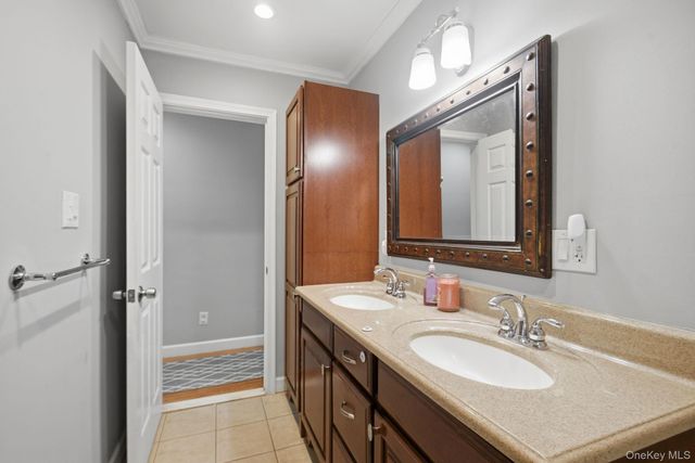 22 Wasson Drive, Poughkeepsie, NY 12603