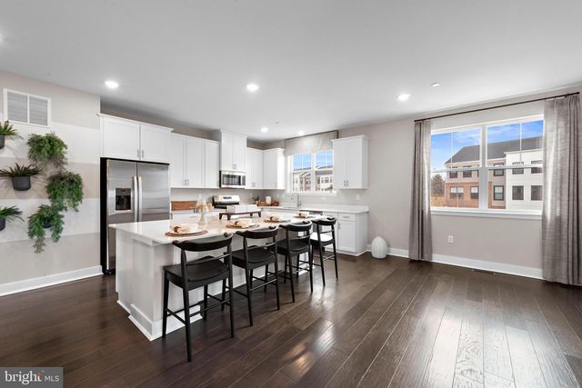 125 LOIS SERUBY, Titusville, NJ 08560