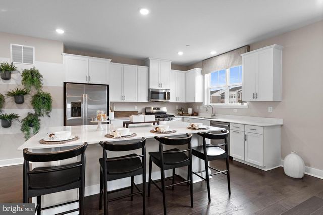 125 LOIS SERUBY, Titusville, NJ 08560