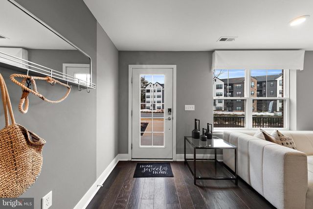 125 LOIS SERUBY, Titusville, NJ 08560