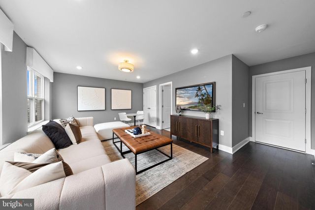 125 LOIS SERUBY, Titusville, NJ 08560