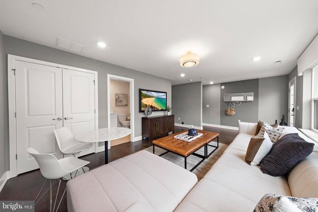 125 LOIS SERUBY, Titusville, NJ 08560