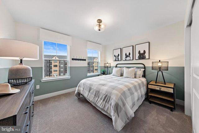 125 LOIS SERUBY, Titusville, NJ 08560