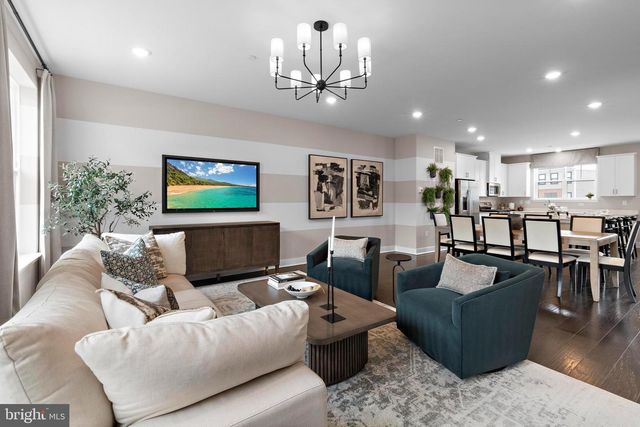 125 LOIS SERUBY, Titusville, NJ 08560