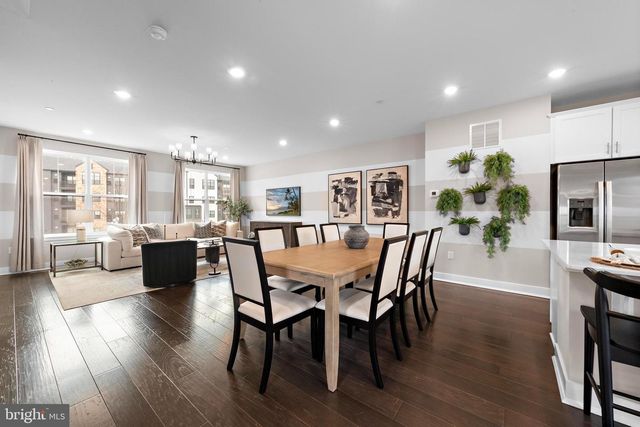 125 LOIS SERUBY, Titusville, NJ 08560