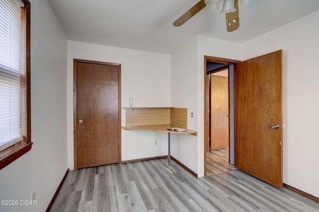 106 Greenfield Circle, Seneca, MO 64865