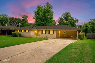 2406 Waverly Drive, Bossier City, LA 71111