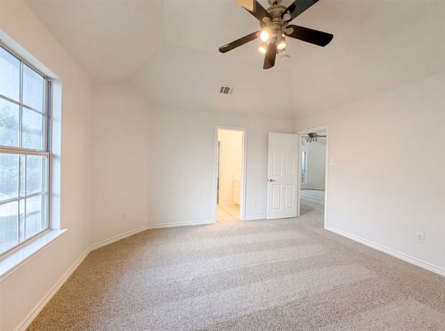 3014 Saint Amanda Drive, Mansfield, TX 76063