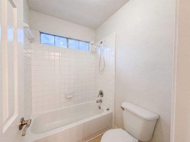 3014 Saint Amanda Drive, Mansfield, TX 76063