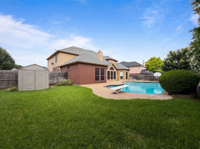 3014 Saint Amanda Drive, Mansfield, TX 76063