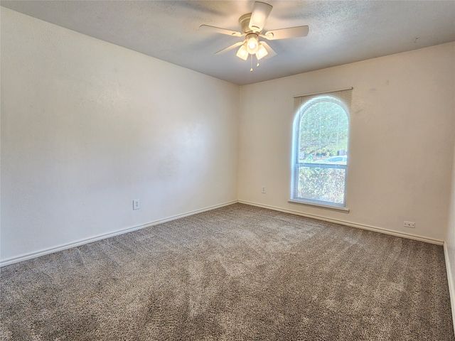 5400 Ragan Drive, The Colony, TX 75056