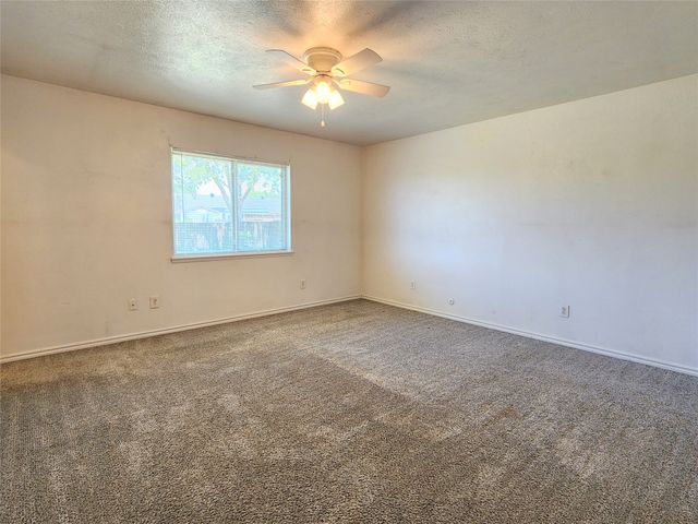 5400 Ragan Drive, The Colony, TX 75056