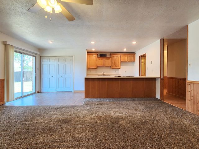 5400 Ragan Drive, The Colony, TX 75056