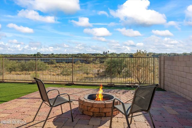 11162 S Golden Aspen Drive, Vail, AZ 85641