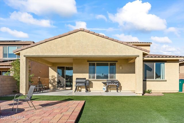 11162 S Golden Aspen Drive, Vail, AZ 85641