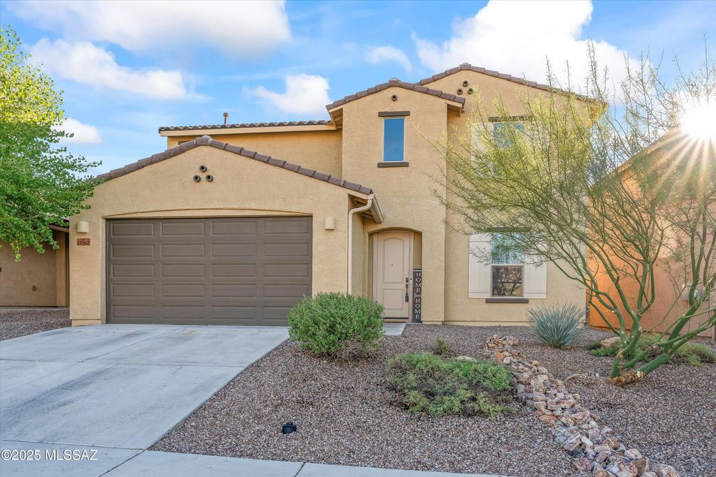 11162 S Golden Aspen Drive, Vail, AZ 85641