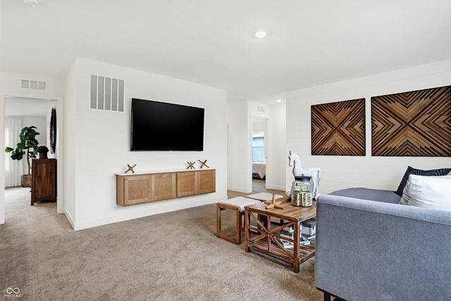 5649 Palazzo Lane, Mccordsville, IN 46055