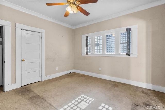 324 W 47th Place, Los Angeles, CA 90037