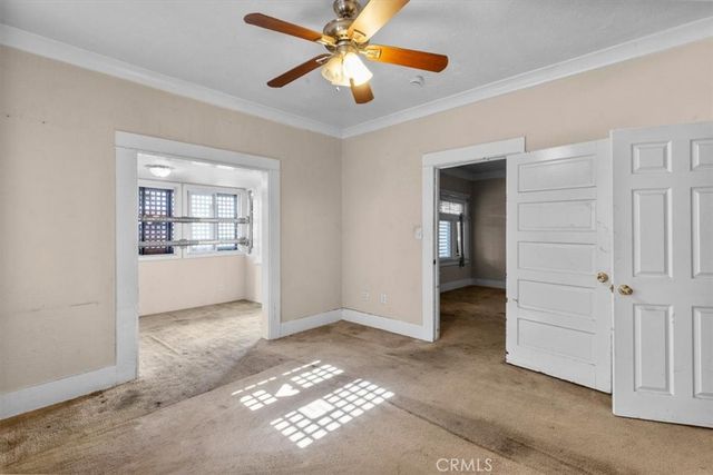 324 W 47th Place, Los Angeles, CA 90037