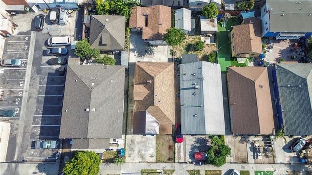 324 W 47th Place, Los Angeles, CA 90037