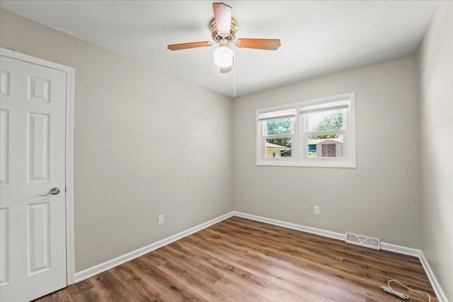 2708 Fairlane Avenue, Waterloo, IA 50702