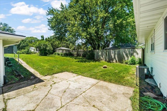 2708 Fairlane Avenue, Waterloo, IA 50702