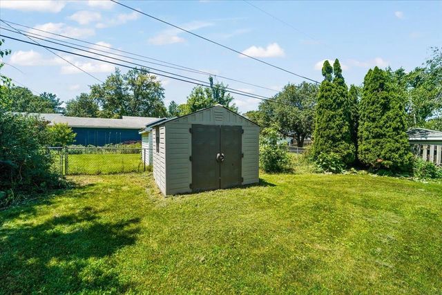 2708 Fairlane Avenue, Waterloo, IA 50702