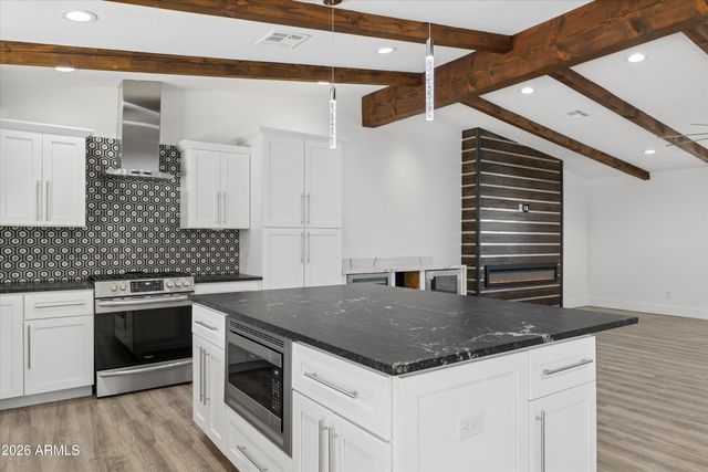 5402 N 82ND Place N, Scottsdale, AZ 85250