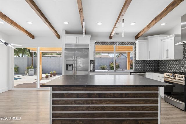 5402 N 82ND Place N, Scottsdale, AZ 85250