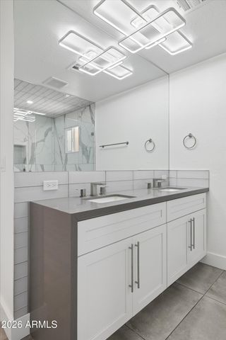 5402 N 82ND Place N, Scottsdale, AZ 85250