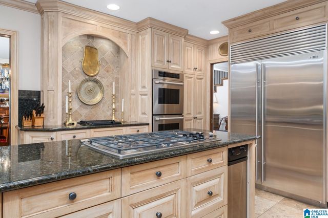 3923 SEVEN BARK CIRCLE, Mountain Brook, AL 35243