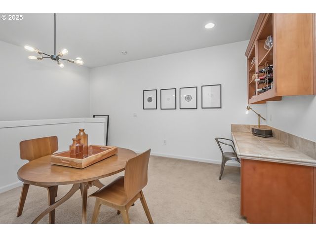 3565 SUMMERLINN Dr, West Linn, OR 97068