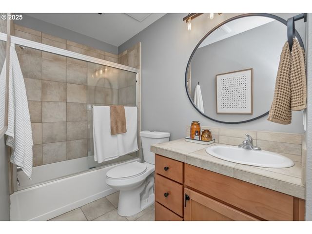 3565 SUMMERLINN Dr, West Linn, OR 97068