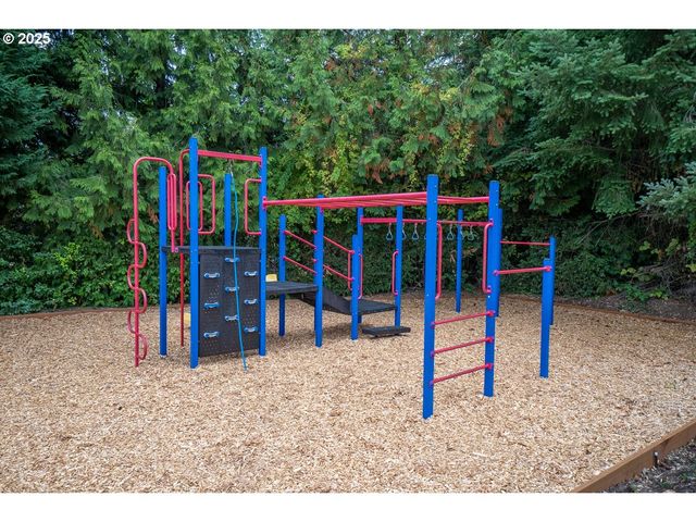 3565 SUMMERLINN Dr, West Linn, OR 97068