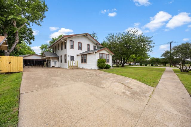 401 N Dallas Street, Ennis, TX 75119